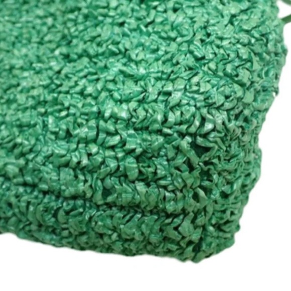 BOTTEGA VENETA MINI CURLY RAFFIA CLUTCH BAG - Picture 5 of 7